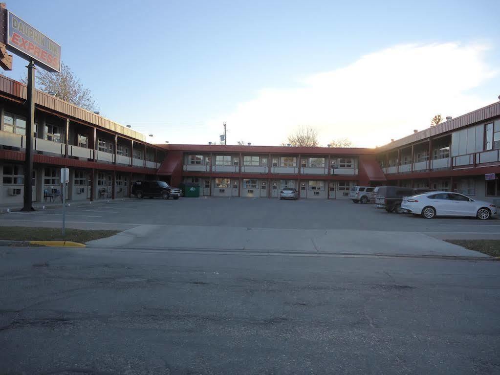 Dauphin Inn Express Exterior photo